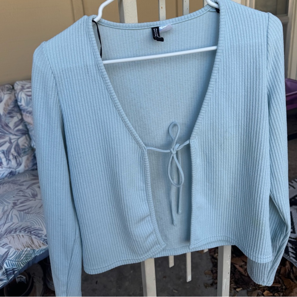 H&M Divided Sky Blue Knit Top